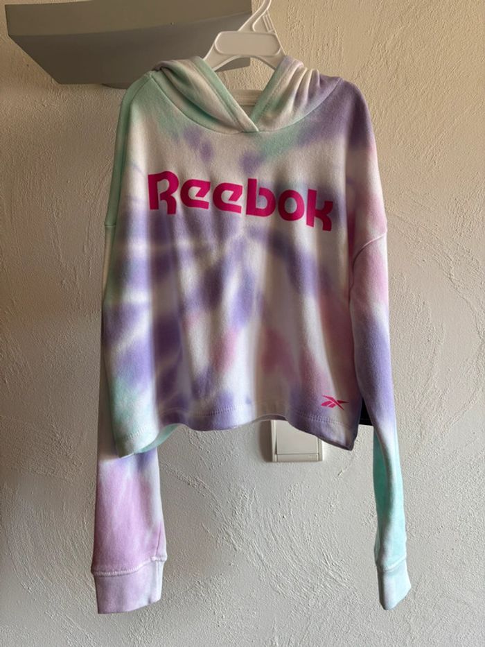 Sweat Reebok capuche