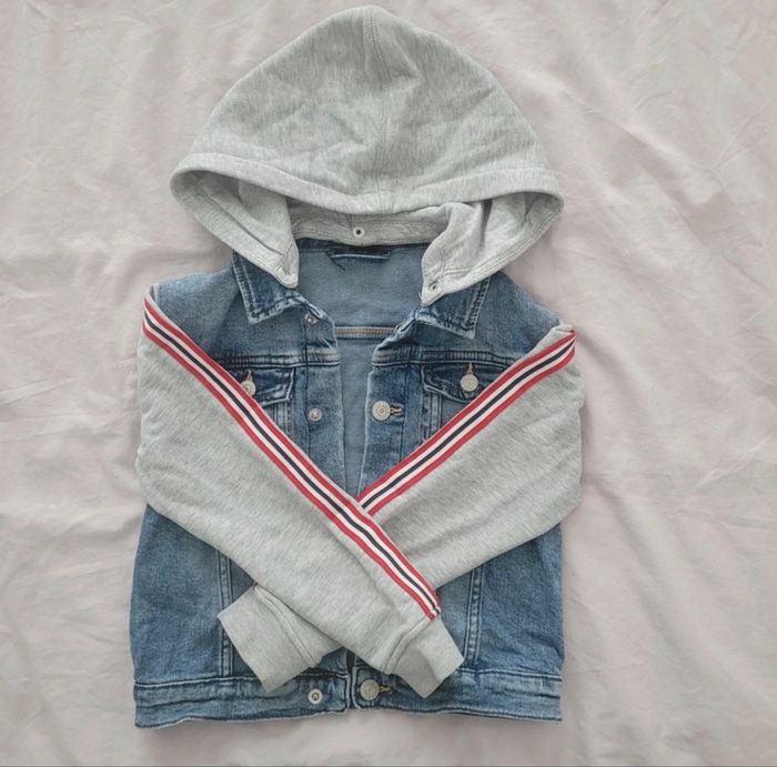 Veste en Jean / sweat taille 5 ans - photo numéro 2