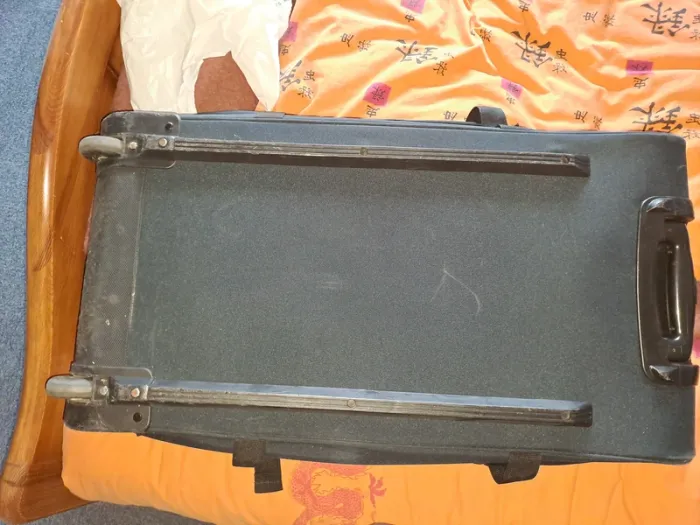 Valise à roulettes Eastpak 121L - 2 compartiments - Très bon état - photo numéro 14