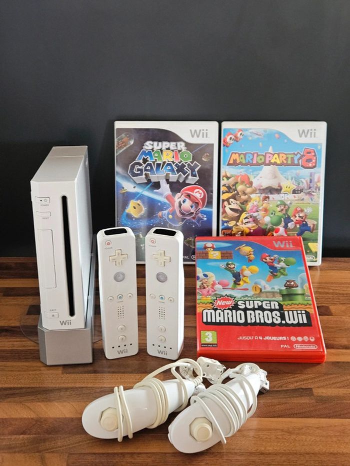 Nintendo Wii # Pack Jeux Mario pour 2 personnes #
