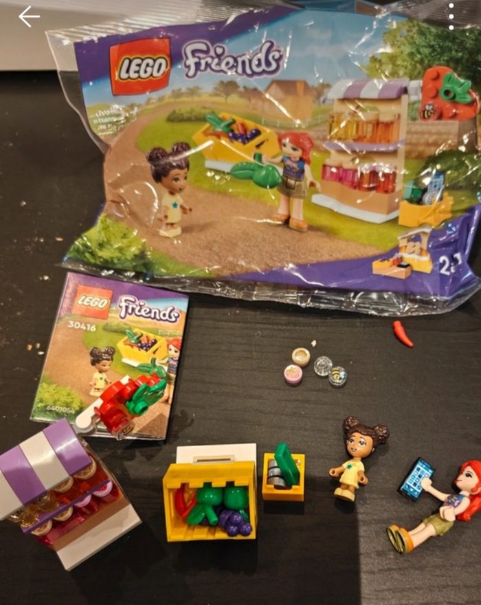 Lego friends marché aux fruit.