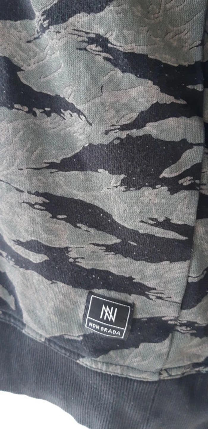 Pull kaki et noir taille L - photo numéro 3