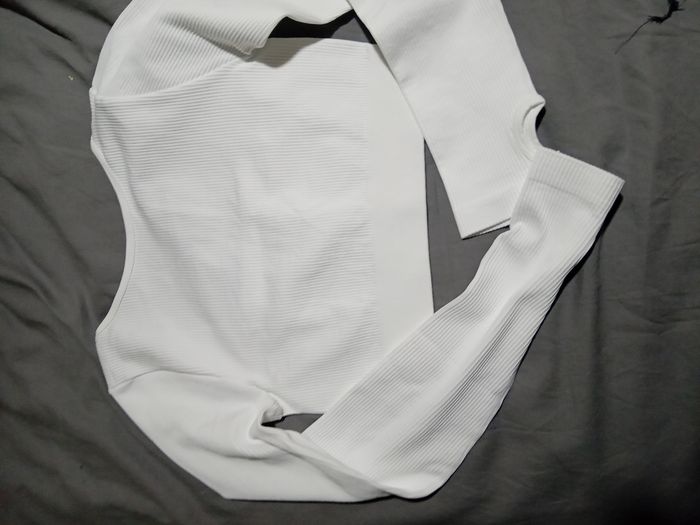 Crop  top sport  neuf OQQ - photo numéro 2