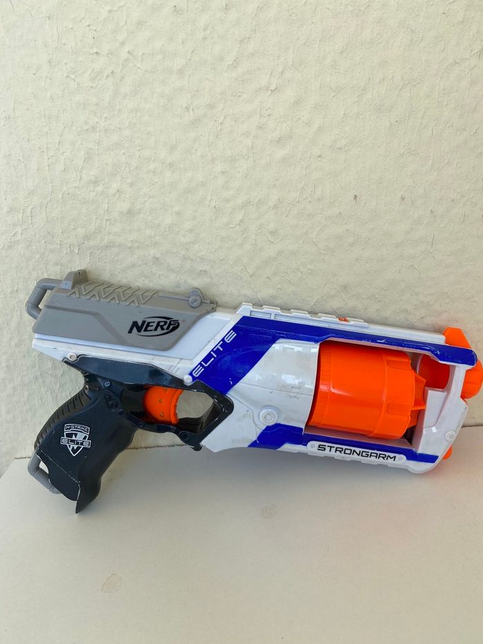 Nerf N-Strike Elite Strongarm