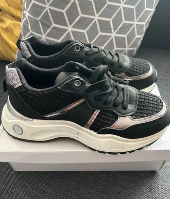 Basket femme idéal shoes taille 38