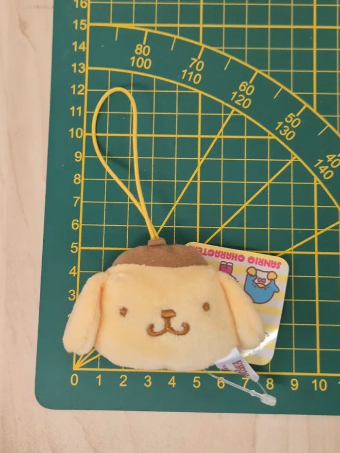 Mini mascotte peluche Sanrio : Pompompurin - photo numéro 5