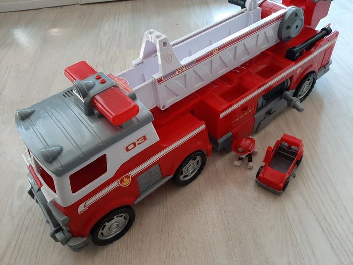 Camion De Pompiers Ultimate Rescue - photo numéro 2