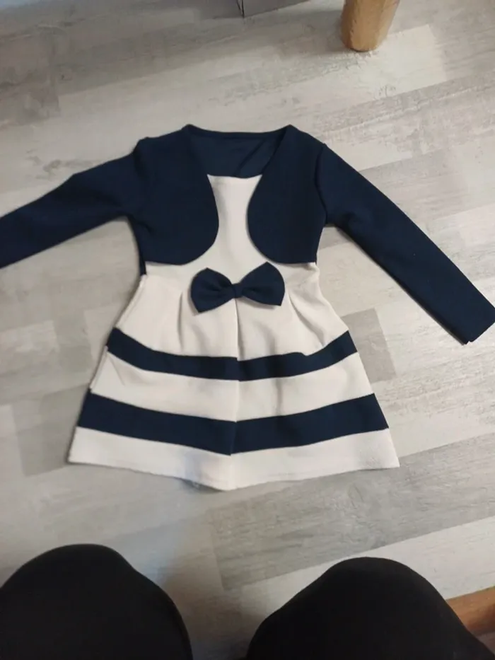 Robe 24 mois