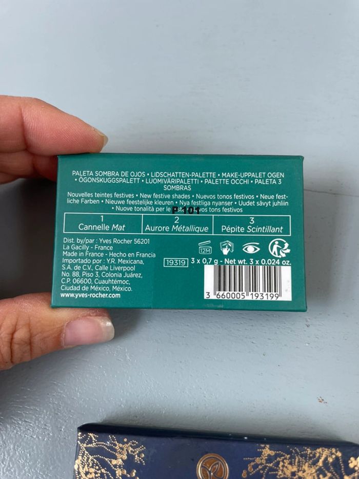 Lot 2 boîtiers fards à paupières Yves Rocher neuf - photo numéro 3