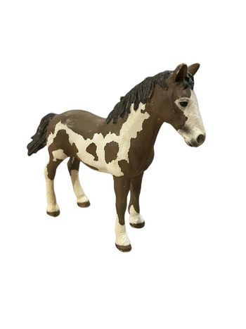 Figurine Schleich Cheval Pinto Yearling N•13695