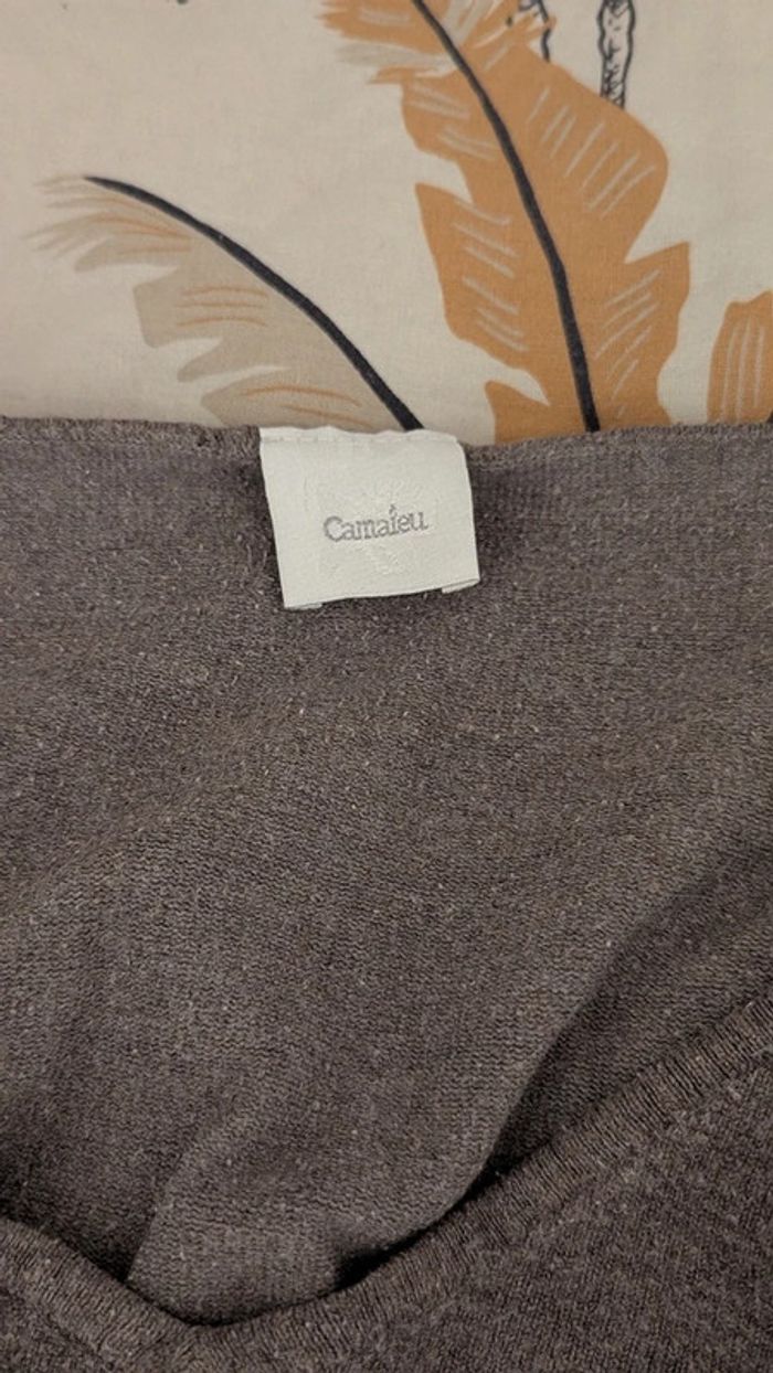 pull col V Camaïeu marron taille S - photo numéro 2
