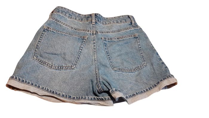 Short en jean. Taille EU 36. H&M - photo numéro 2