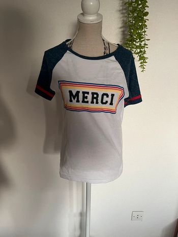 Très beau tee shirt pour femme à manche courte