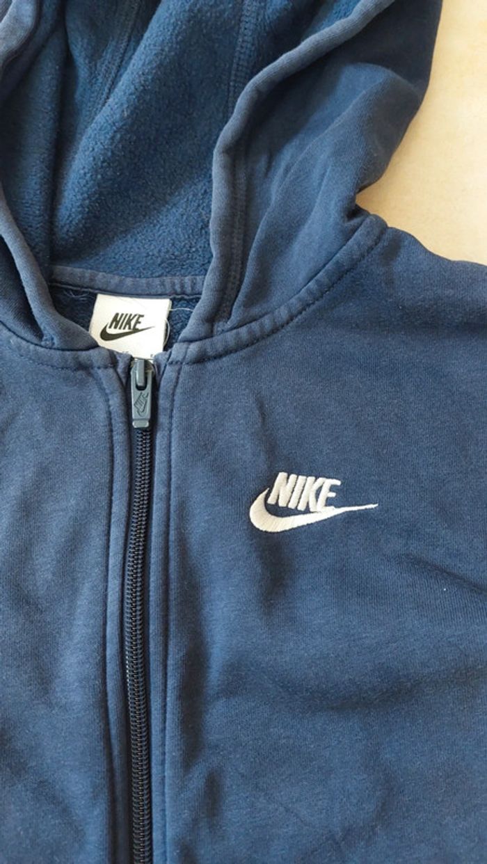 Gilet sweat zippé Nike bleu marine à capuche XL enfant - photo numéro 3