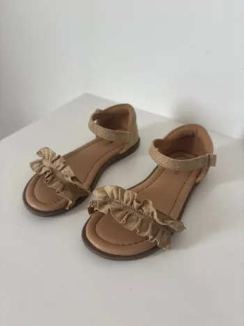 Sandales