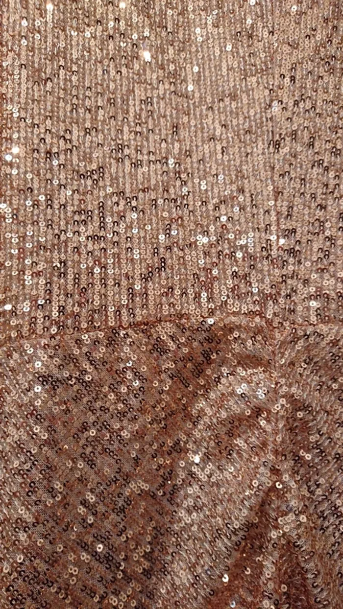Robe sequins doré - photo numéro 4