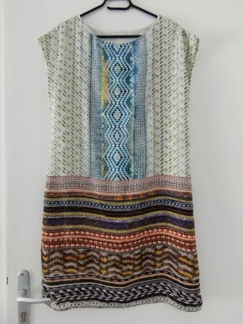 Robe manches courtes