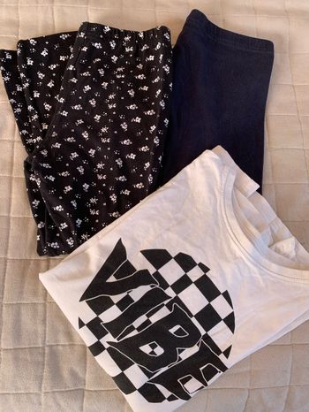 Lot 2 legging cours 9/10 ans + te shirt MC offert