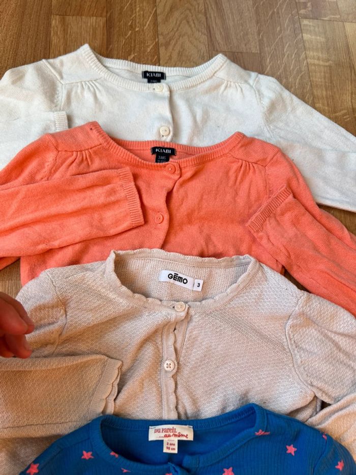 Lot de 4 gilets long et cache cœur taille 3 ans - photo numéro 3