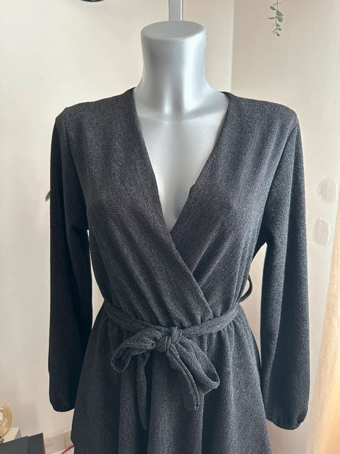 Robe noire brillante - photo numéro 5