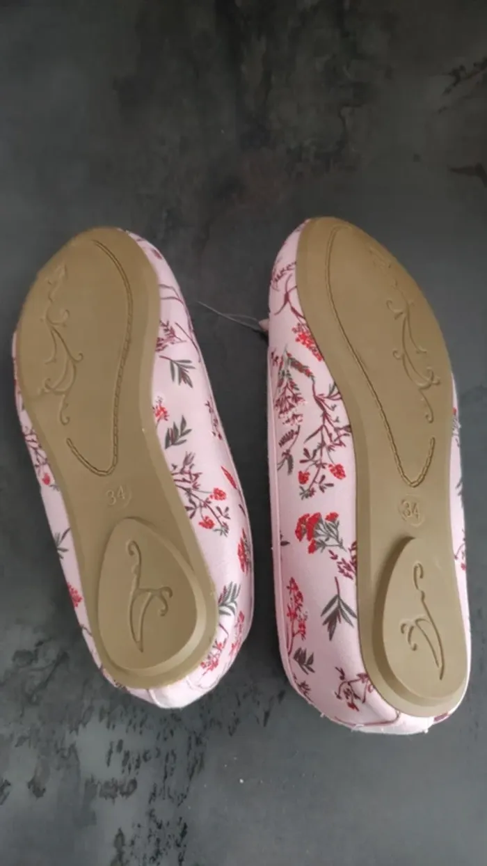 Chaussures ballerines rose taille 34 - photo numéro 2