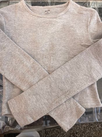 Pull ado fille