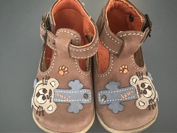 Chaussure enfant T.16 neuve - photo numéro 2