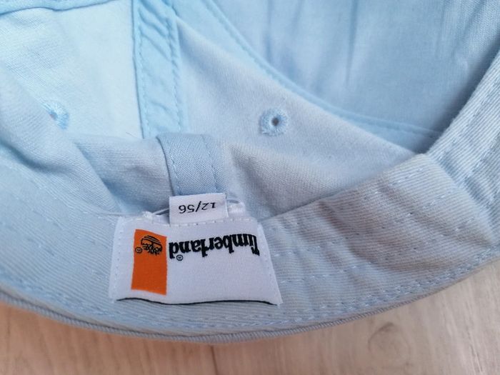 Casquette Timberland 
Taille 56 correspond à du 10/14 ans
Très bon etat - photo numéro 4