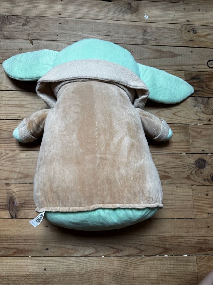 Peluche géante bébé yoda - photo numéro 3
