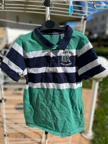 Polo Okaidi taille 8 ans vert bleu blanc