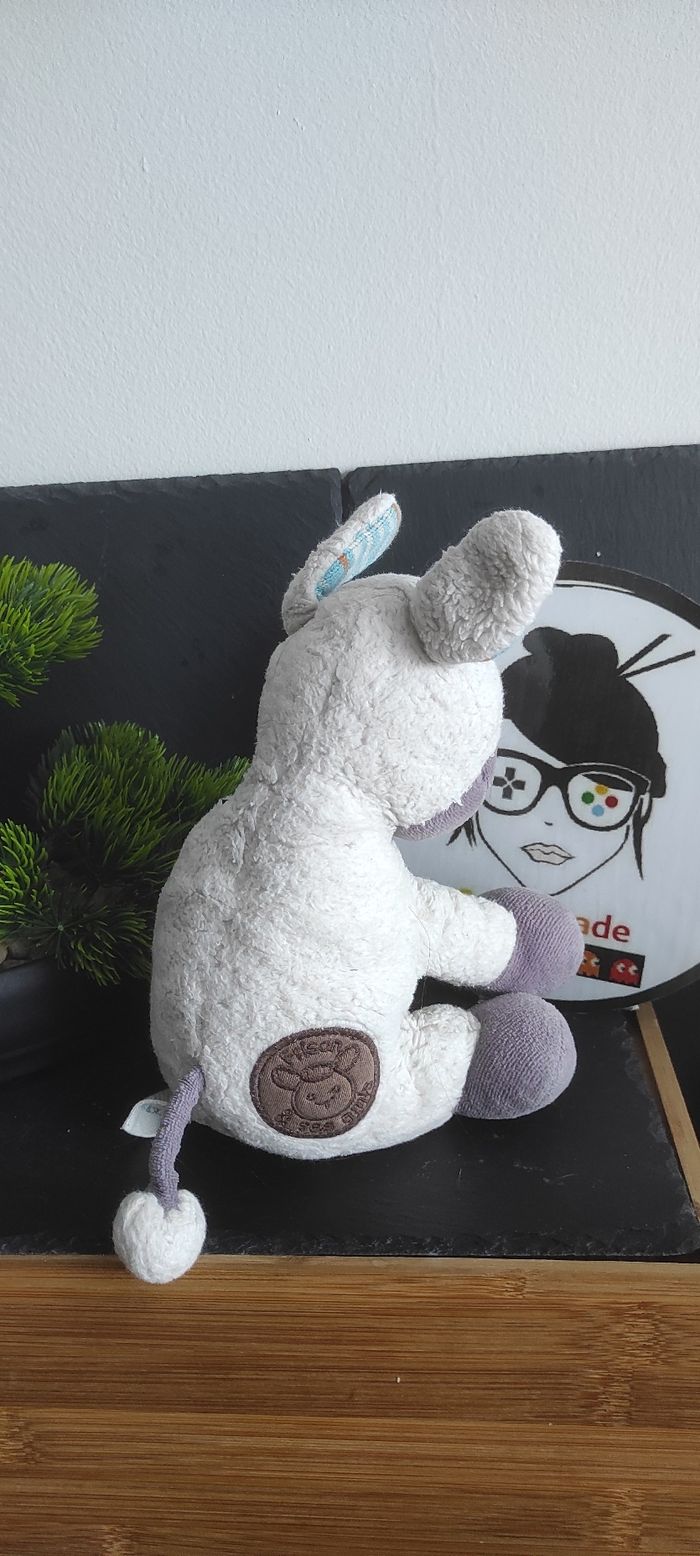 Peluche Doudou Âne Cheval Nature Découvertes Coton Bio Blanc Violet Bleu Frison - photo numéro 2