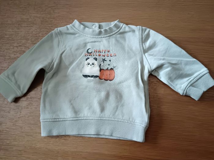 3 pulls et 1 t-shirt ML halloween 3 mois - photo numéro 3