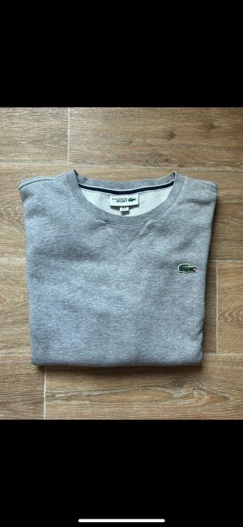 Pull Lacoste gris