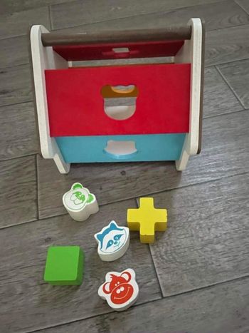 Maison en bois avec forme