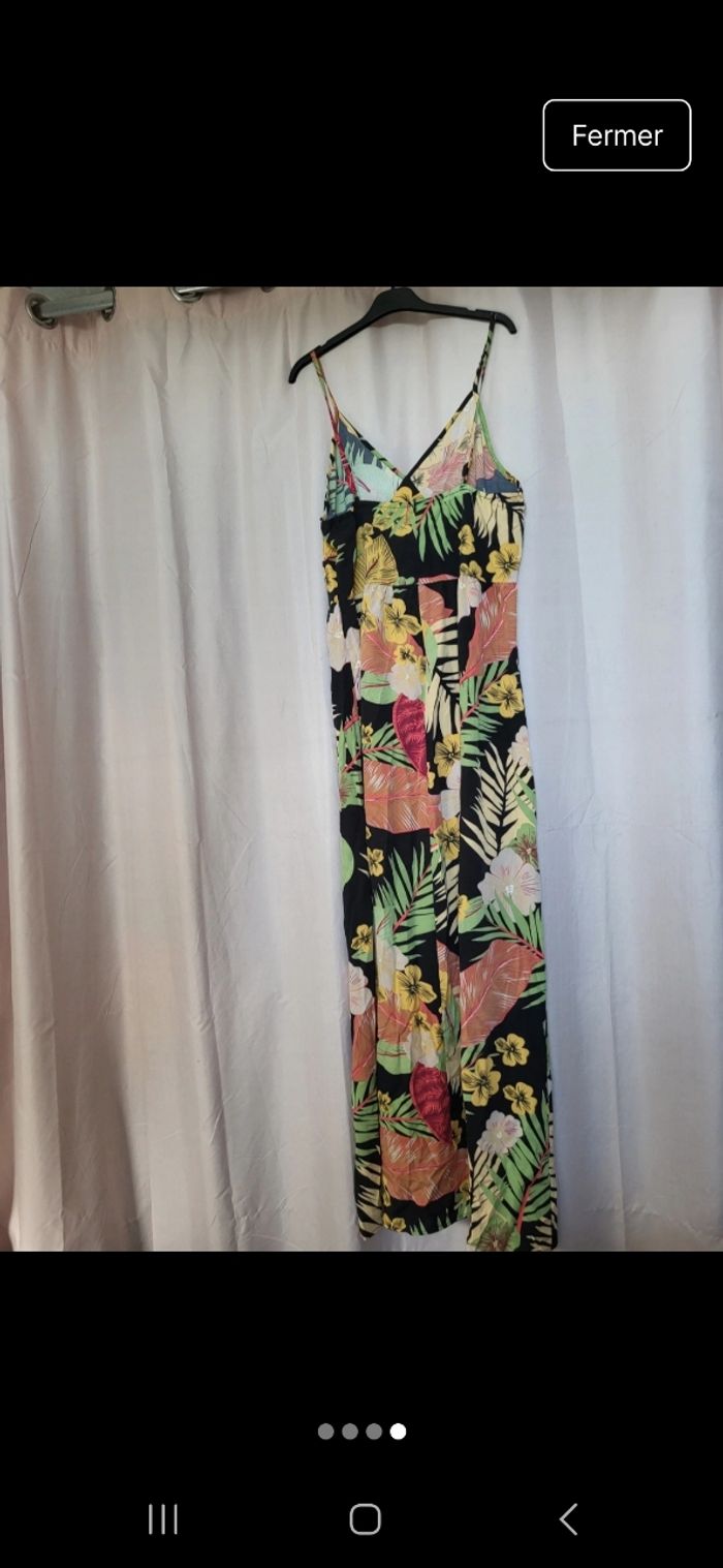 Robe taille 42 - photo numéro 3