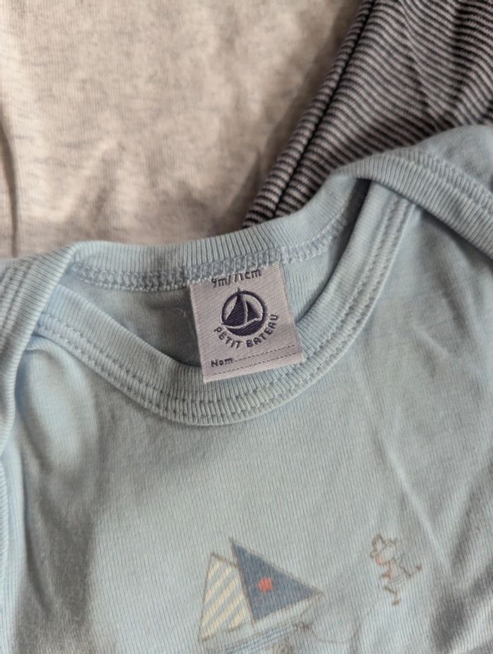 Lot de 3 bodies taille 9 mois - photo numéro 4