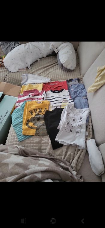 Lot de vetements