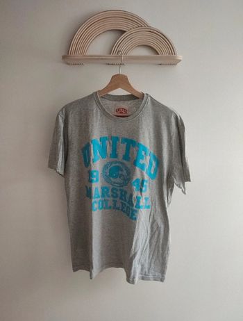 Tee shirt