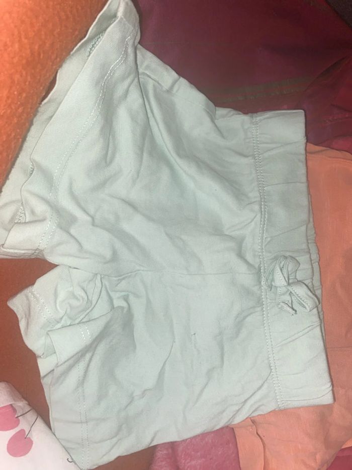 Lots shorts - photo numéro 3