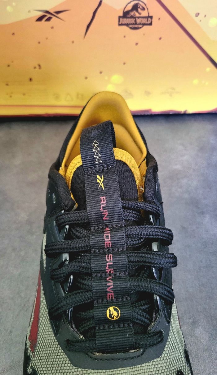 Jurassic World x Reebok X2 Nano Adventure Survival Kit - HQ6265 - Unisex - Size : 34.5 🌈 🌈 - photo numéro 6