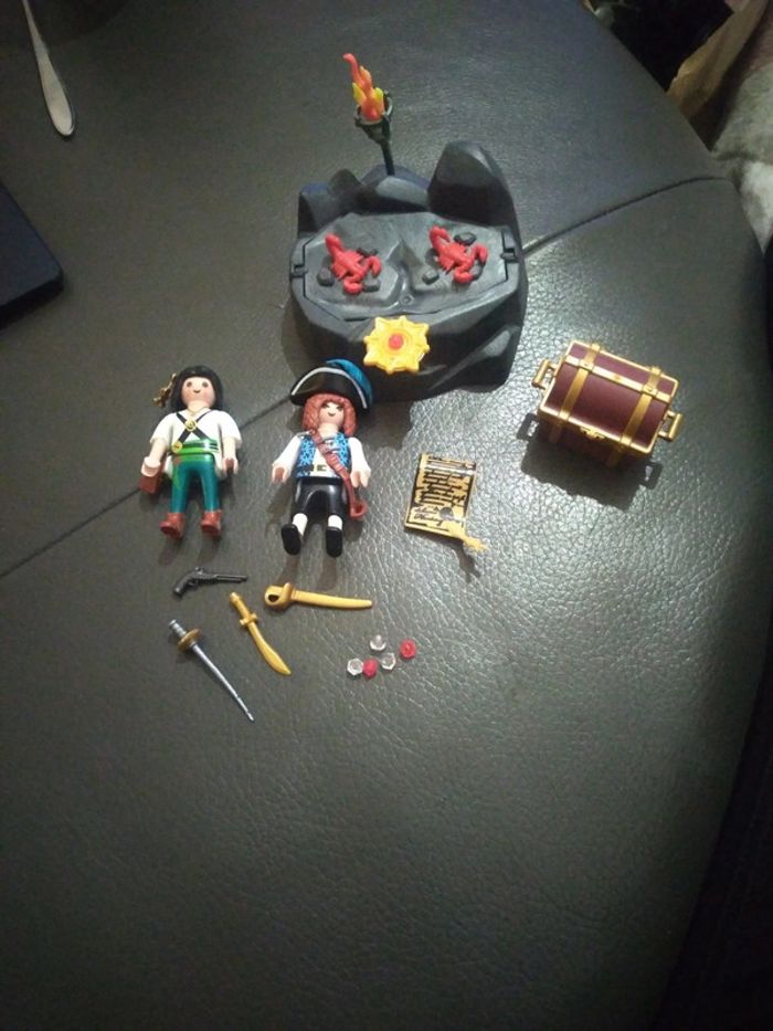 Playmobil Pirates et trésor royal 6683 - photo numéro 2