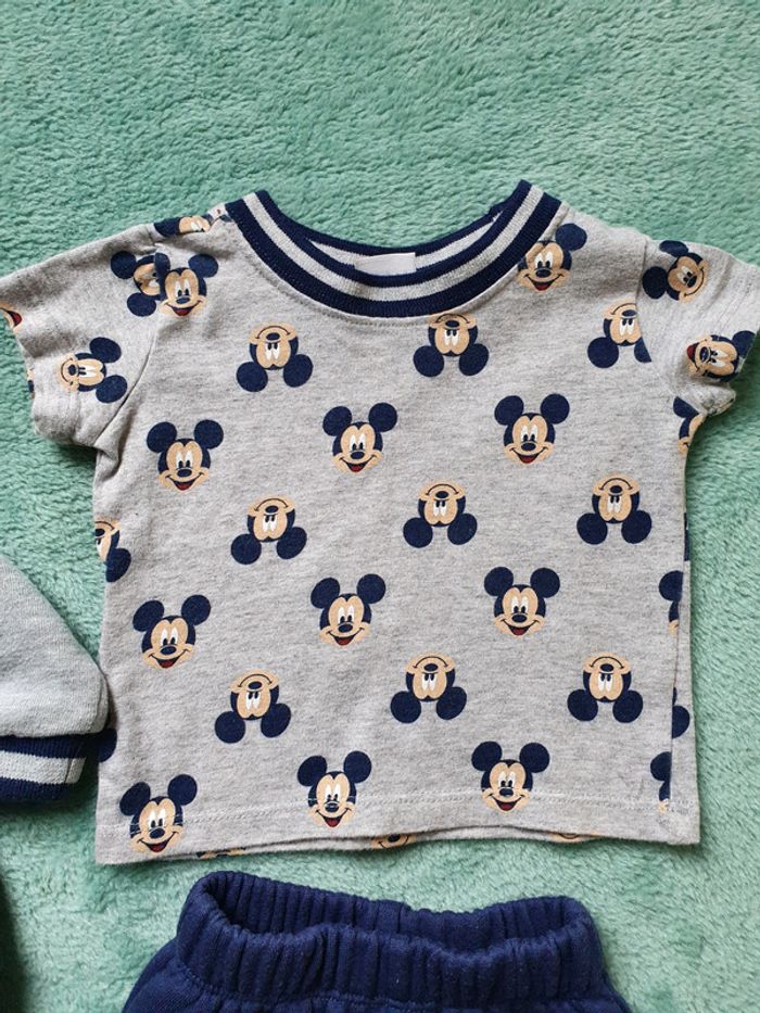 Magnifique ensemble 0.3 mois 56.62 cm - photo numéro 3