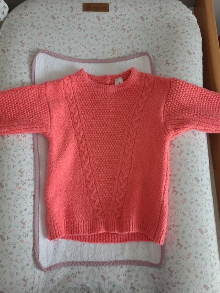 Pull rose 9mois