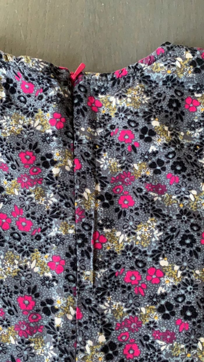 Robe grise fleurie 8/9 ans Esprit - photo numéro 10