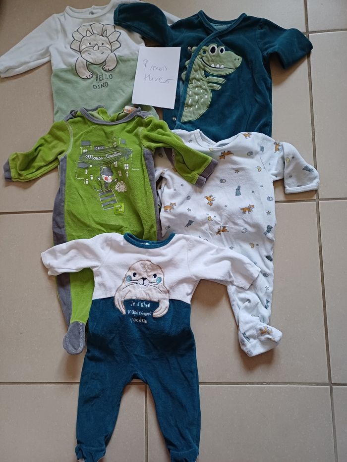 Lot 5 pyjamas 9 mois hiver
