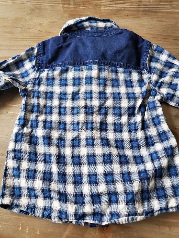 Lot 2 chemises 18 mois - photo numéro 6