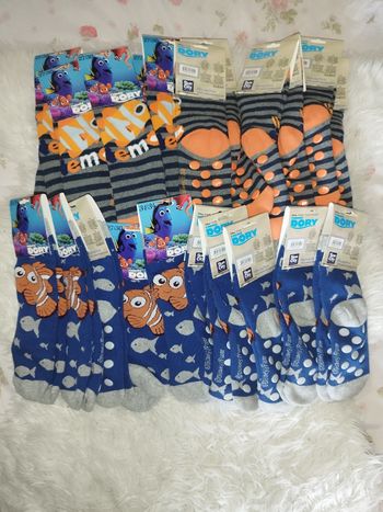 Lot chaussettes antidérapantes Disney
