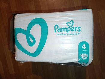 Lot Pampers taille 4