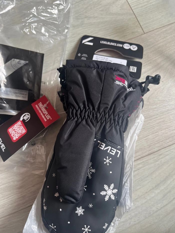 Moufle de ski fille Level gloves taille 9-10 ans neuf prix boutique 42,5€ - photo numéro 4