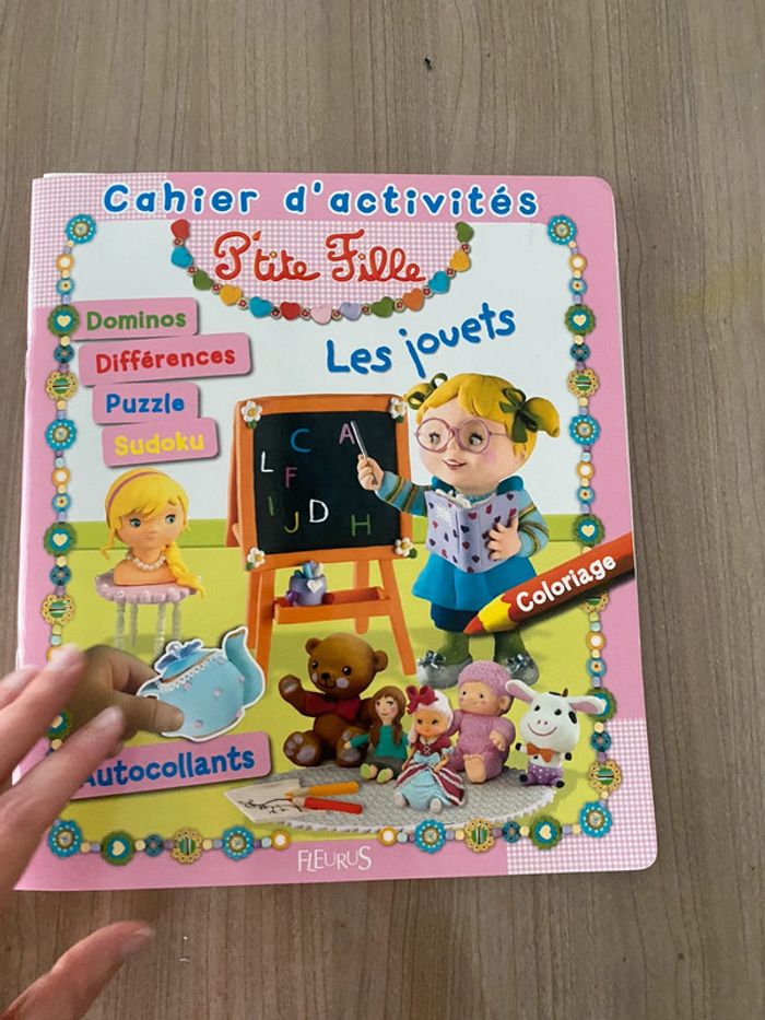 Lot de livres cahier d’activités ptite fille Fleurus - photo numéro 4